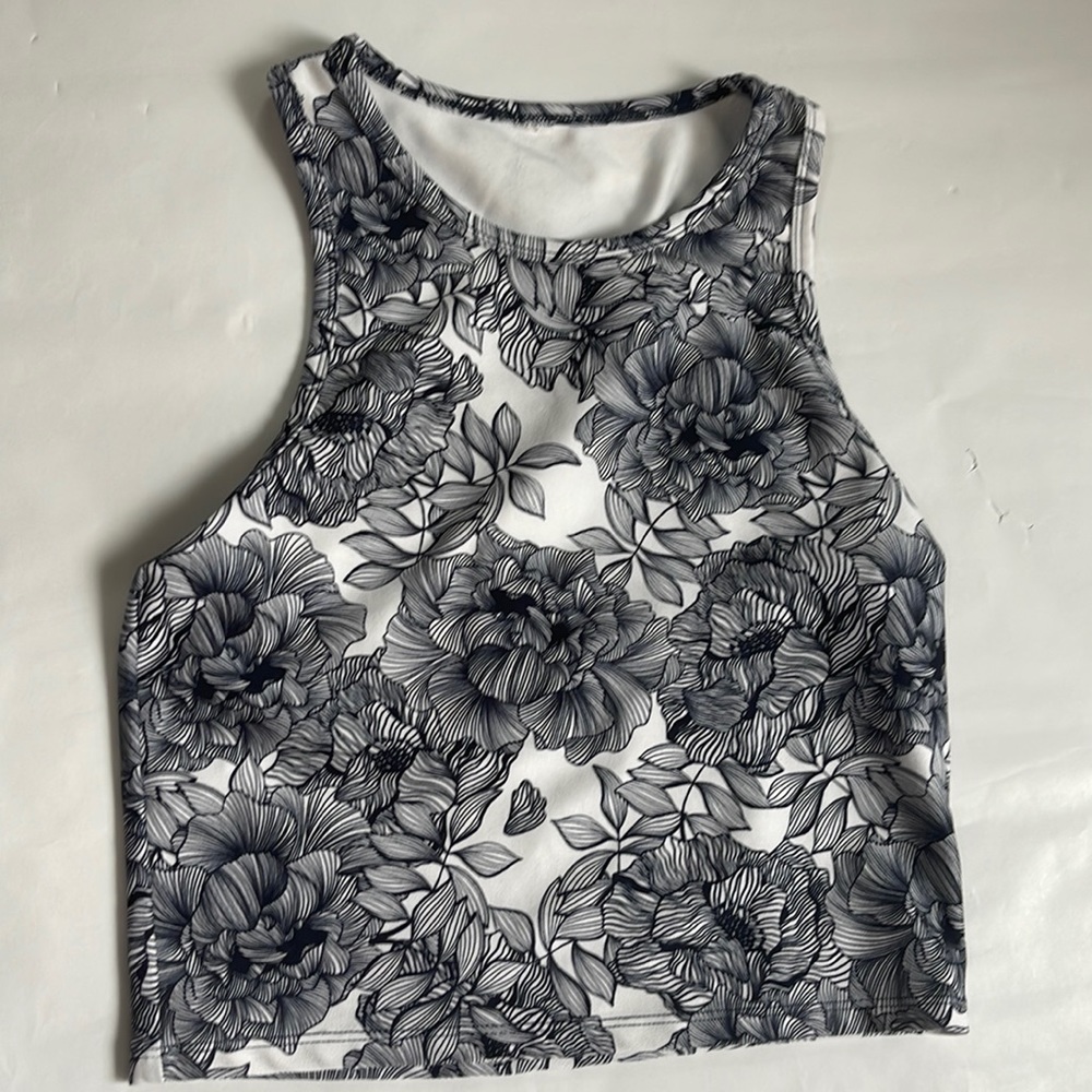 Size small floral athletic crop top